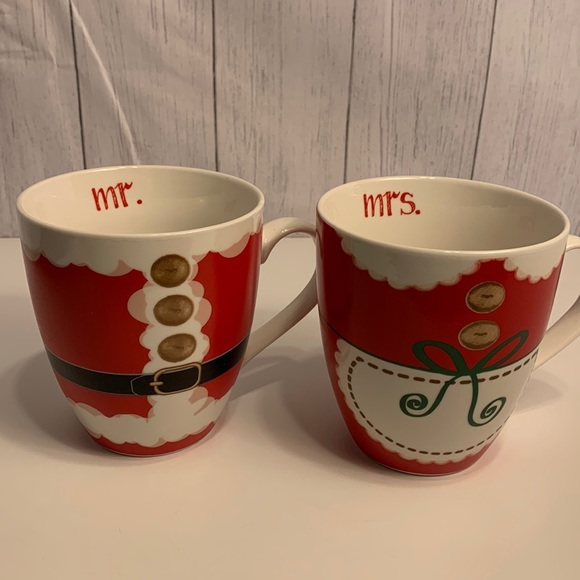 Pfaltzgraff Dining Set Of Mr And Mrs Claus Mugs From Pfaltzgraff